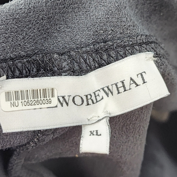 We Wore What Women's Vegan Leather Stirrup Legging - XL - Picture 4 of 7